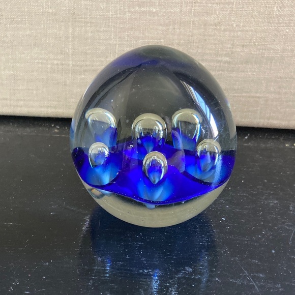 Art Glass Paperweight Cobalt Blue Base Controlled Bubbles 2.5" - Picture 4 of 7